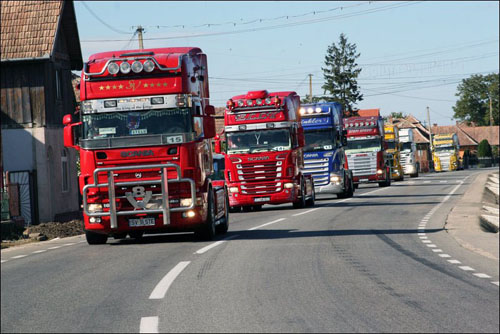 Transportatorii vor impozit majorat in loc de timbru de mediu