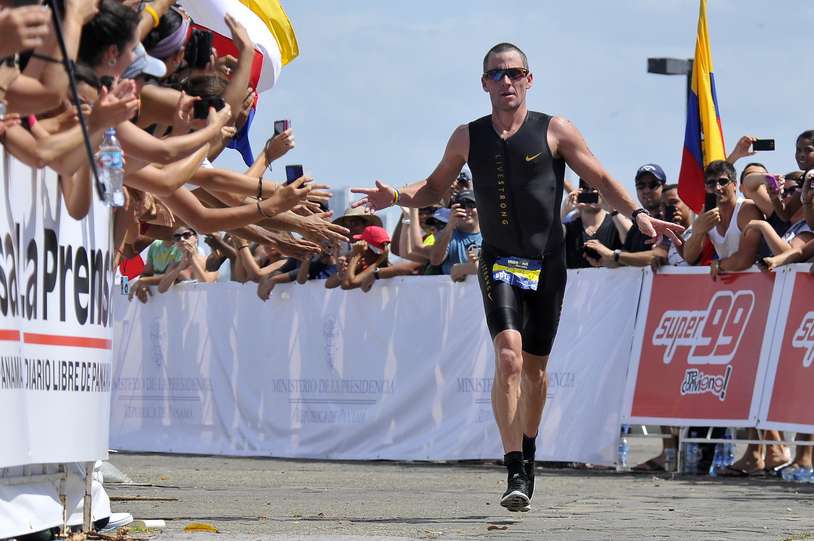 Lance Armstrong, marturisire soc despre dopaj, in emisiunea lui Oprah