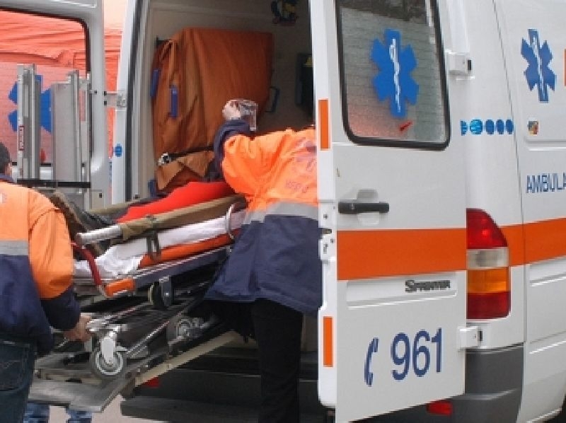 Doua eleve de 15 ani au ajuns in coma alcoolica la spital
