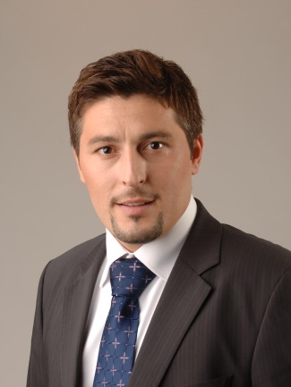 Cornel Poterasu, numit din nou in functia de director al Aeroportului Otopeni