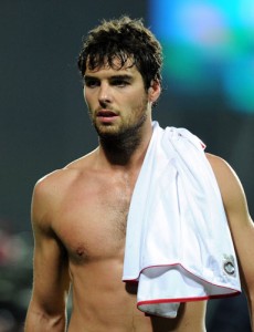 France - Ziarul National's midfielder Yoann Gourcuff (R) l