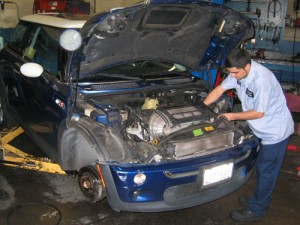 mini cooper la service - Ziarul National