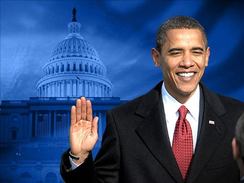 Barack Obama jura pe doua Biblii ca va respecta Constitutia, cu degetele incrucisate pentru Amendamentul 2