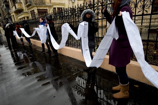 Petitia de peste 100 de metri, semnata de 10 000 de studenti, depusa la Guvern. Care sunt cerintele tinerilor