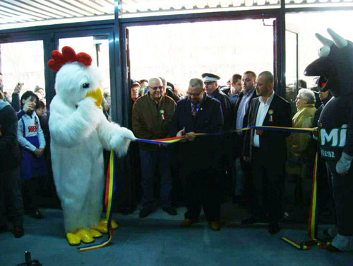 Piedone a inaugurat Piata Progresul