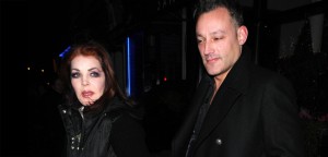 priscilla-presley-toby-anstis-paar - Ziarul National