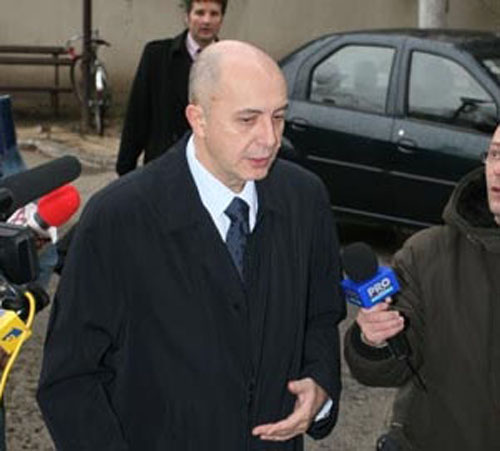 Puiu Popoviciu il trage dupa el pe Traian Basescu