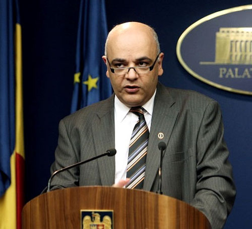 Arafat: In Romania nu se impune introducerea screening-ului pentru cei care vin zonele afectate de Ebola