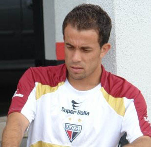 Brazilianul Cruz va fi titular cu Basel