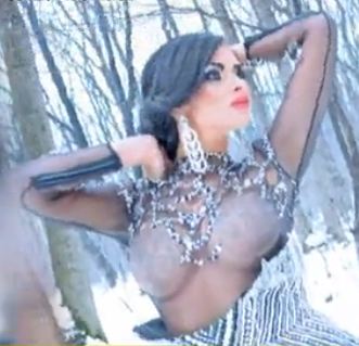 Raluca Dumitru, in perfuzii dupa o sedinta foto – VIDEO