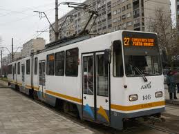 Barbat lovit de tramvai, in Capitala