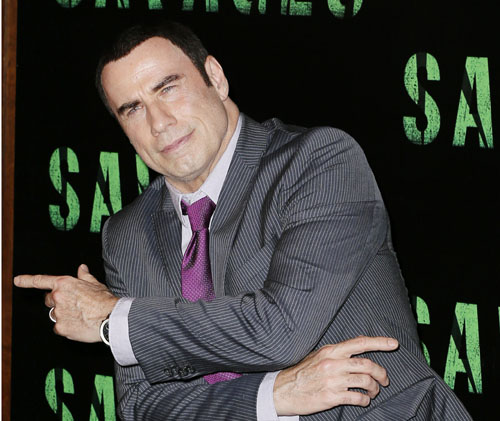 John Travolta, disperat sa se insoare cu un barbat
