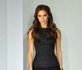Victoria Beckham lanseaza “Greatest hits”. Din fericire, nu canta!