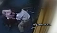 Politician filmat in timp ce viola o angajata lesinata – VIDEO