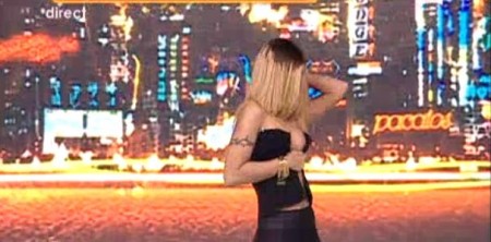 Ce spune Oana Zavoranu dupa ce a facut striptease in direct