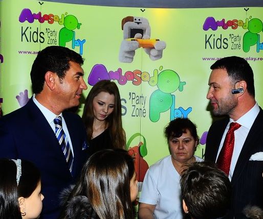 Cristi Borcea s-a distrat copios alaturi de copiii sai – FOTO