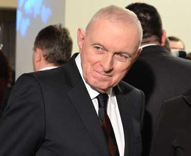 Adrian Vasilescu promoveaza folclorul banilor
