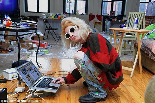 Uite in ce mizerie traieste Macaulay Culkin!
