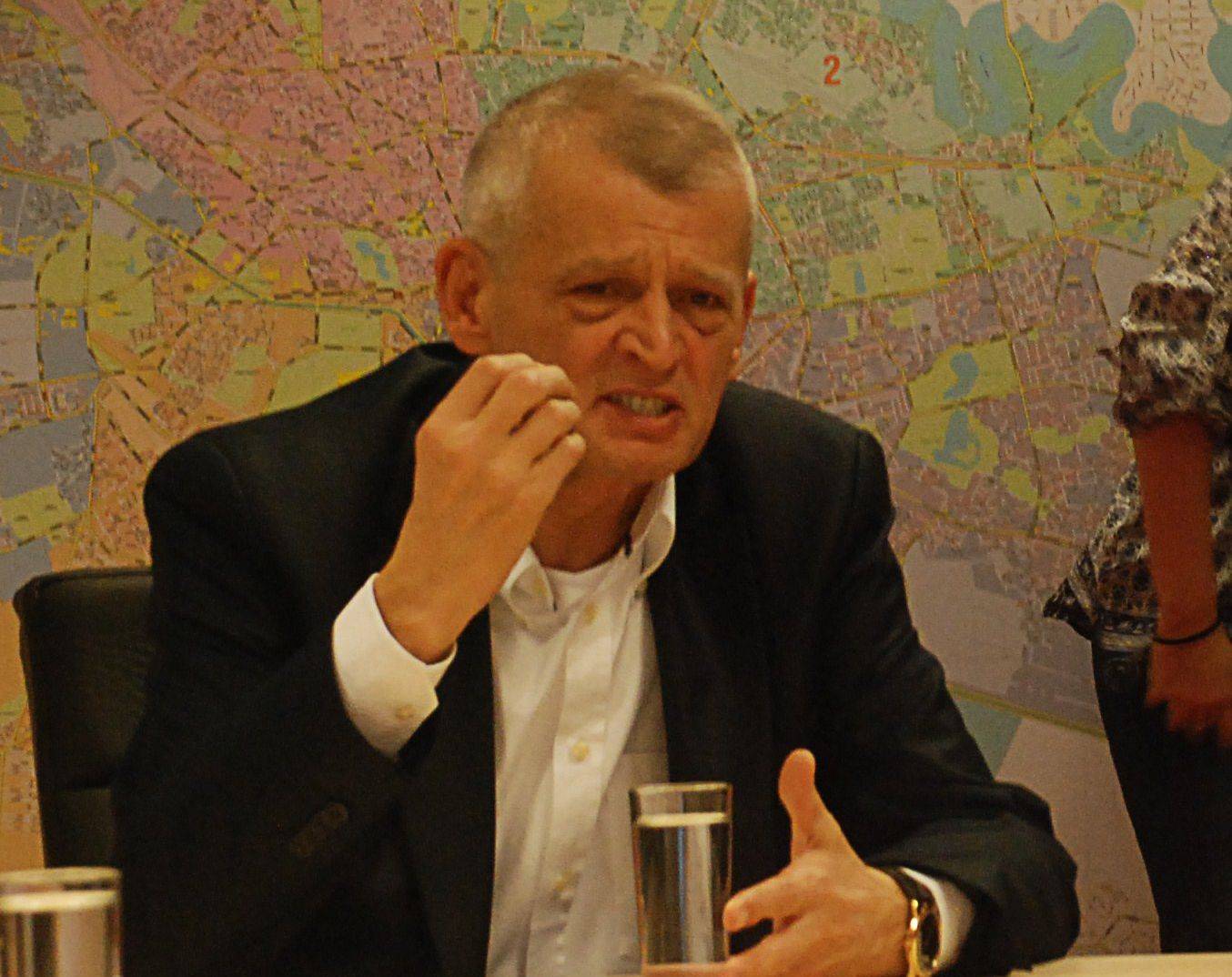 Taximetristii au incurcat-o! Primarul Capitalei vrea reguli noi pentru ei!