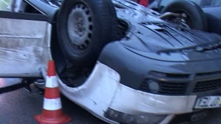 Un preot beat a provocat un accident si a inceput sa injure jurnalistii- VIDEO