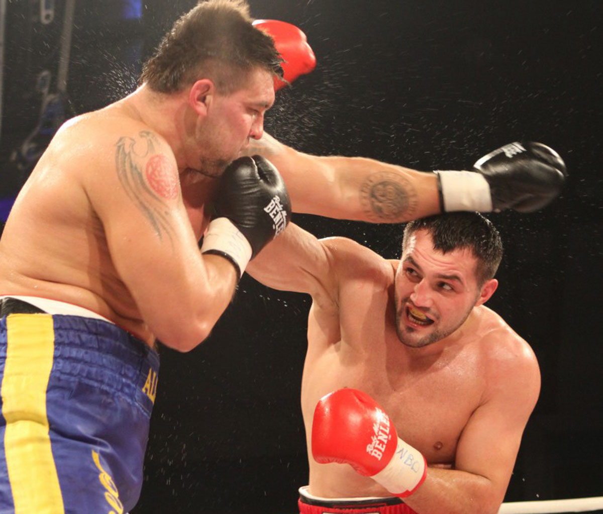 Adversarul pugilistului Cristian Ciocan a rezistat doar 18 minute: neamtul din Pechea a batut un „gravid” si viseaza la Klitschko!
