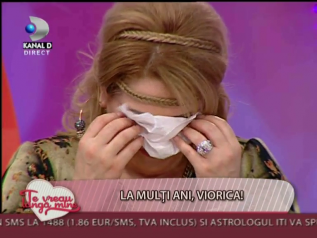 Viorica si Ionita de la Clejani au plans in direct in emisiunea pe care o prezinta!