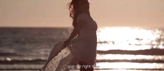 Inna a scos un nou single: Shining star! Uite cat de sexy este! (VIDEO)