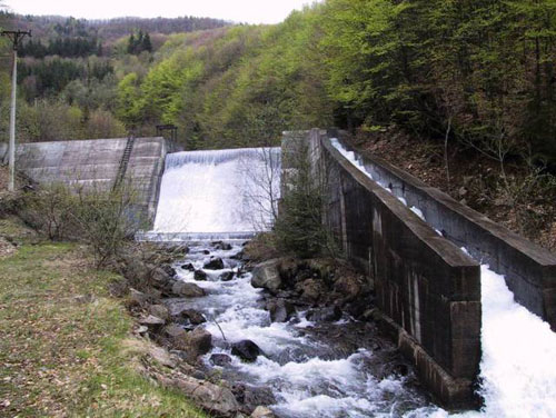 Guvernul nu are de gand sa scada pretul curentului