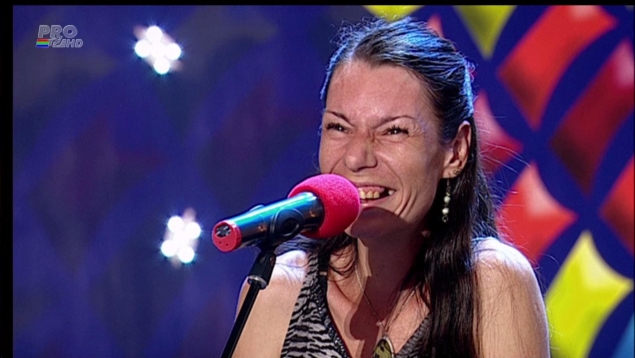 Romanii au talent 2013: „Andi, ai ochii ca cafeaua si te freci ca nesul!”