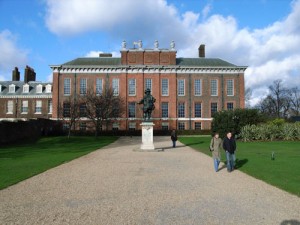 palatul kensington - Ziarul National
