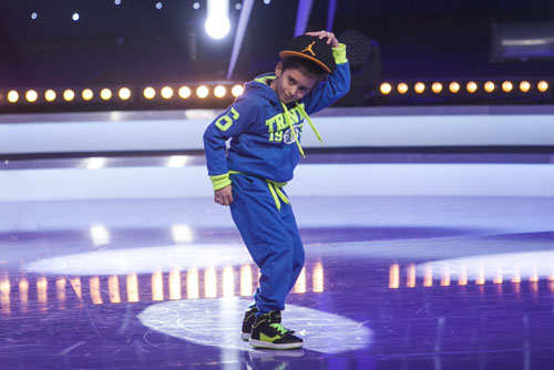 Expert in breakdance si matematica la 8 ani. Pustiul care a paralizat juriul la „Romania danseaza”