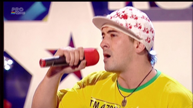 A stat sapte ani inchis si canta hip-hop la „Romanii au talent” 2013!