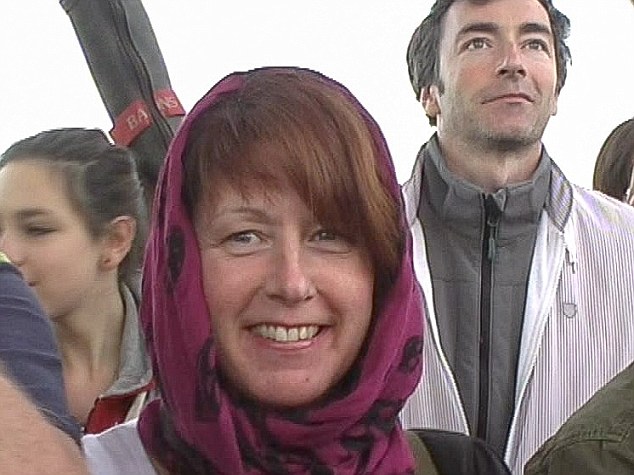 Zambeau, dar moartea lor era aproape. Primele imagini cu turistii morti dupa ce un balon s-a prabusit in Egipt (FOTO/VIDEO)
