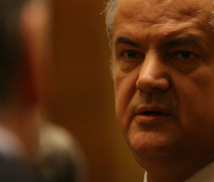 Adrian Nastase, audiat la Parchetul General