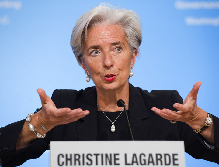 Cristine Lagarde maini ridicate - Ziarul National