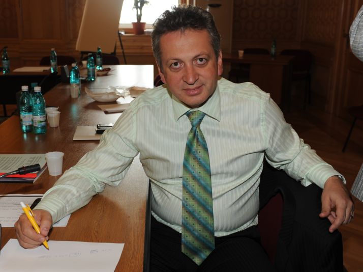 UPDATE Fenechiu, revocat de presedintele Basescu din functia de ministru. Ponta, interimar la Transporturi