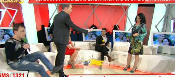 Bataie in direct la Acasa TV! Uite pe cine a batut sotia unui cantaret! (FOTO)