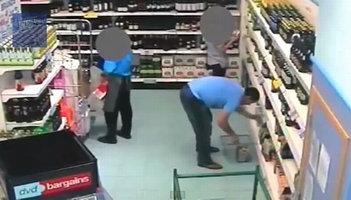 Si-a omorat parintii cu sange rece. Ce a facut apoi te lasa fara grai! (VIDEO)