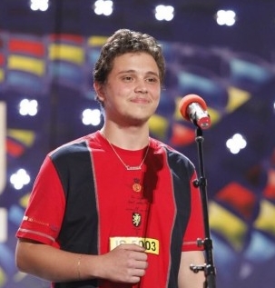 Narcis Ianau are concurenta: Colegul lui de clasa a facut show la Romanii au talent 2013!