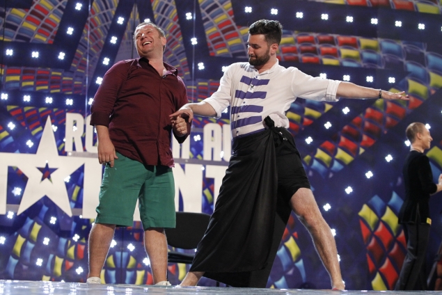 Petrecere pe scena de la Romanii au talent 2013! Mihai Petre, Smiley si Bartos s-au distrat de minune! (FOTO)