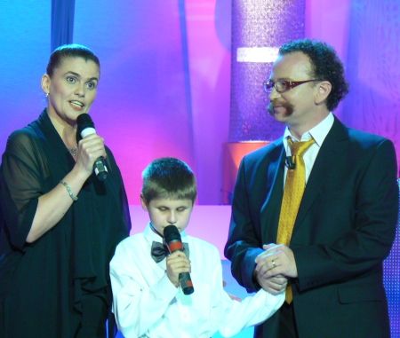 Il mai stii pe Eduard Leanca, baietelul orb cu voce de aur? Uite cum arata acum! (FOTO, VIDEO)