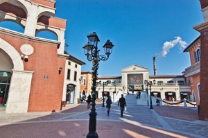 florentia village - Ziarul National