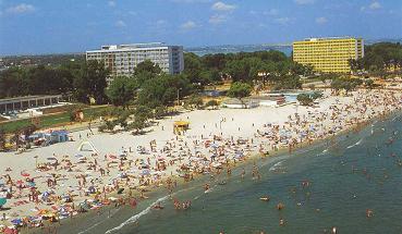 Romanii vor sa se distreze la malul marii: Minivacanta de 1 mai umple Mamaia!