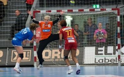 Meciul de handbal Ferencvaros – Oltchim poate fi urmarit LIVE aici