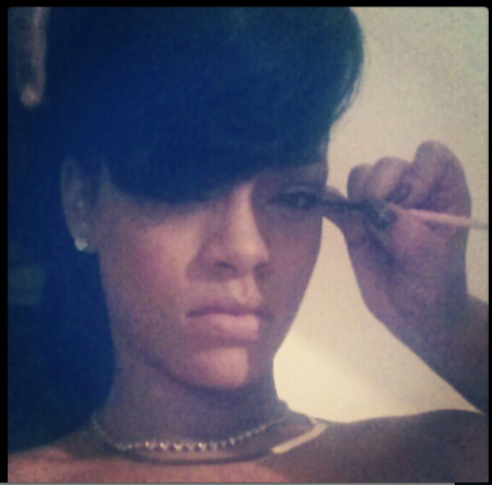 rihanna - Ziarul National