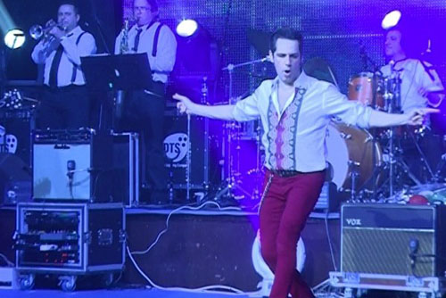 Stefan Banica, idolul fetitelor de la Chisinau