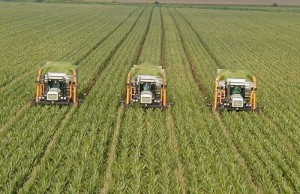 teren agricol tractoare - Ziarul National