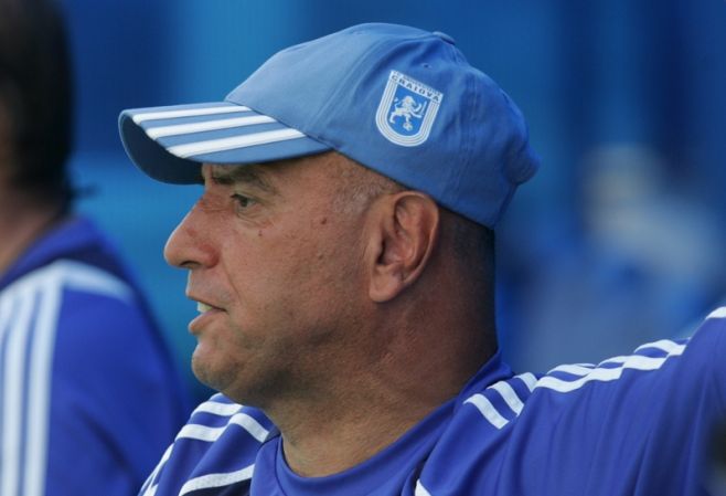 Proiectul „Bayern Munchen de Romania”, ucis de un SMS senzational! Craiova fotbalistica este din nou in doliu