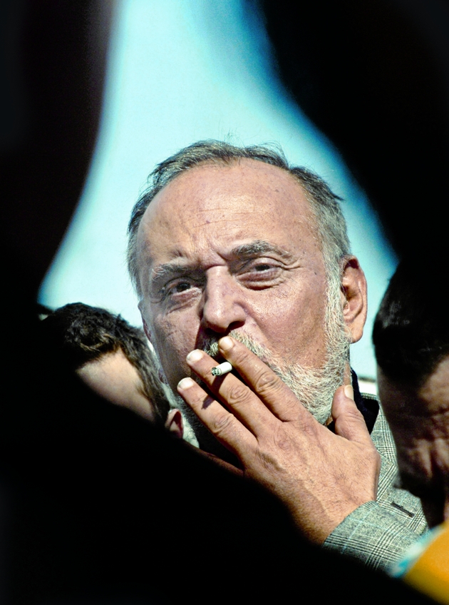 Dinu Patriciu, din nou cu executorii la poarta: „Nu cedez santajului si nu datorez nimanui nimic”