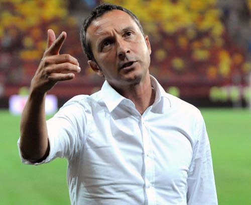 Razboi MM – Dan Petrescu: „Sincer, nu-l inteleg!”